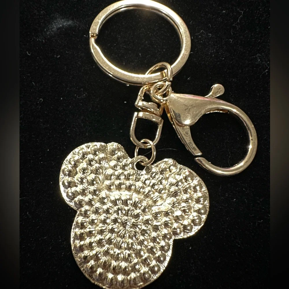 Minnie mouse shaped key chain